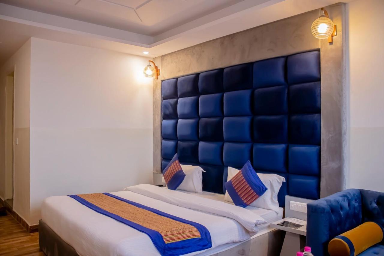 Hotel Airport City Delhi International Airport New Delhi Exteriör bild