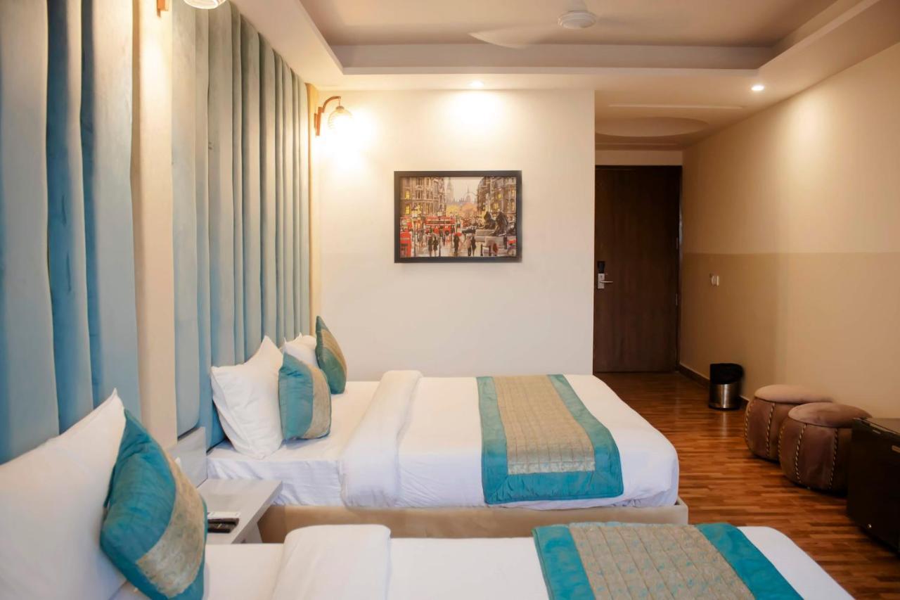 Hotel Airport City Delhi International Airport New Delhi Exteriör bild