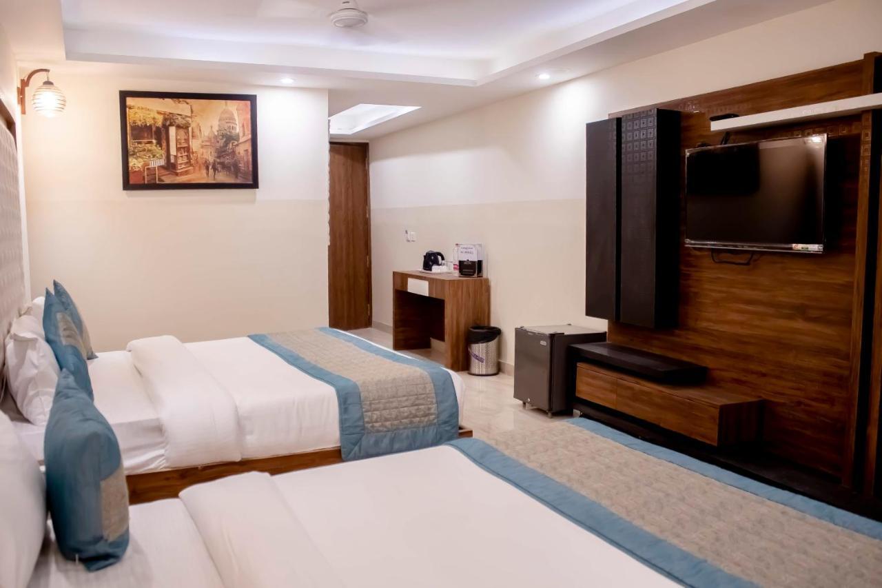 Hotel Airport City Delhi International Airport New Delhi Exteriör bild